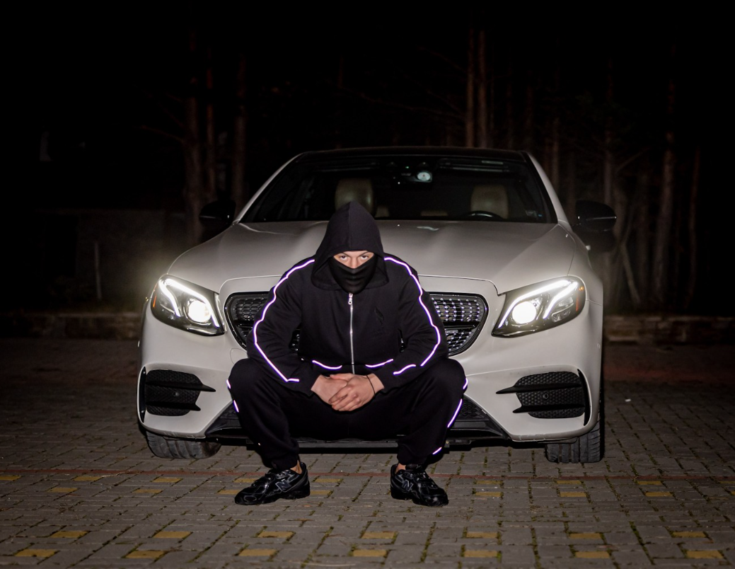 Empire Clothing – Black Reactive Stripe Hoodie